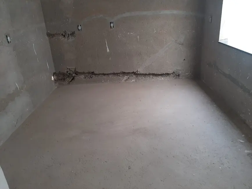 Sobrado com 3 quartos à venda, 255m2 em Aparecida - SP - imagem 7 Foto 7 de Sobrado com 3 quartos à venda, 255m2 em Aparecida - SP