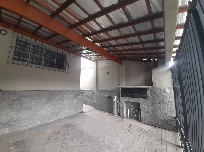Foto 2 de Casa com 5 quartos à venda, 360m2 em Chácara do Visconde, Taubate - SP