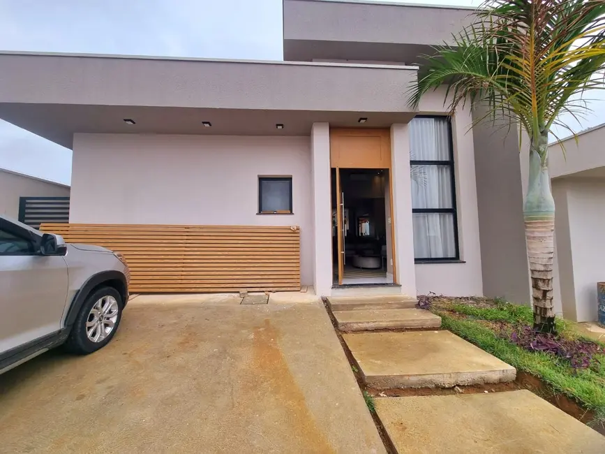 Foto 8 de Casa de Condomínio com 3 quartos à venda, 117m2 em Pindamonhangaba - SP