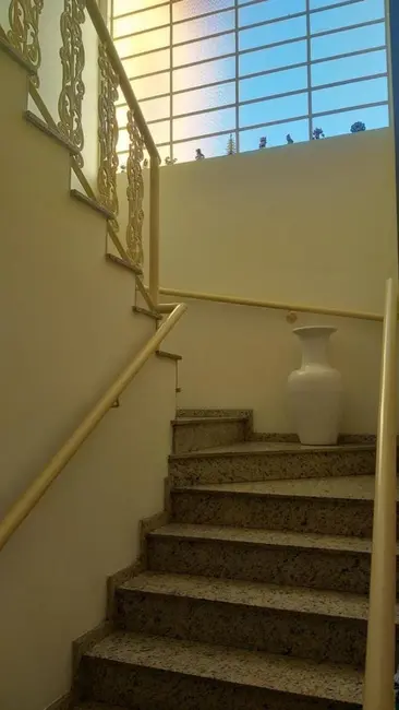 Foto 7 de Casa com 3 quartos à venda, 250m2 em Residencial Portal da Mantiqueira, Taubate - SP