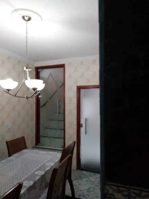 Sobrado com 2 quartos à venda, 266m2 em Aparecida - SP - imagem 4 Foto 4 de Sobrado com 2 quartos à venda, 266m2 em Aparecida - SP