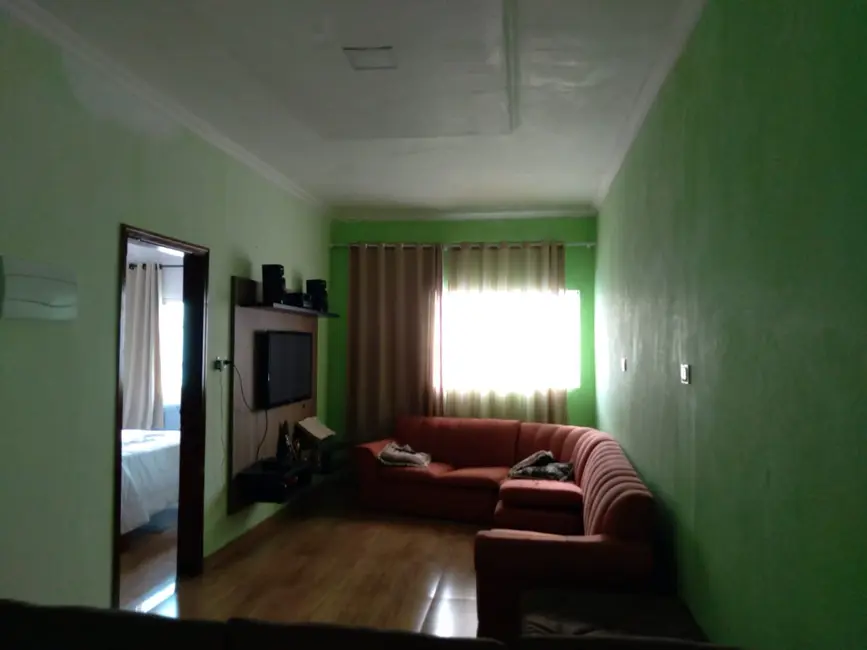 Foto 6 de Casa com 2 quartos à venda, 297m2 em Pindamonhangaba - SP