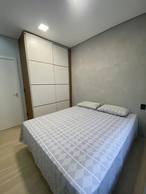 Foto 2 de Casa de Condomínio com 3 quartos à venda, 170m2 em Tremembe - SP