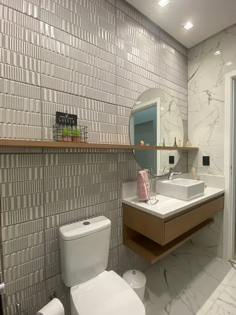 Foto 9 de Casa de Condomínio com 3 quartos à venda, 170m2 em Tremembe - SP