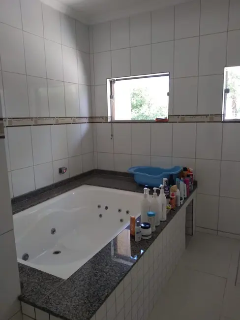 Foto 8 de Sobrado com 5 quartos à venda, 220m2 em Residencial Portal da Mantiqueira, Taubate - SP