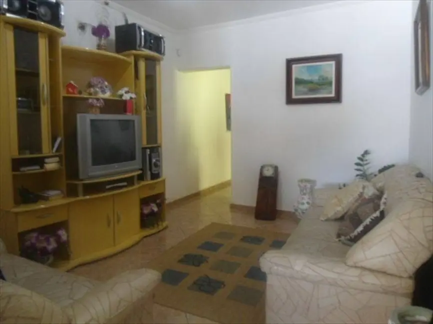 Foto 4 de Sobrado com 3 quartos à venda, 170m2 em Pindamonhangaba - SP