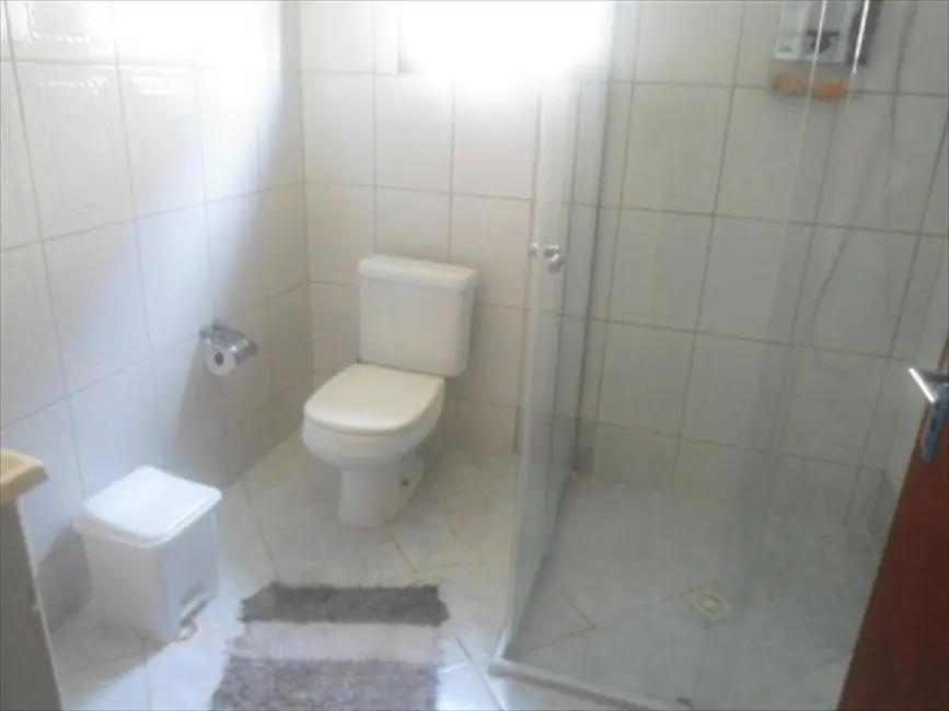 Foto 8 de Sobrado com 3 quartos à venda, 170m2 em Pindamonhangaba - SP