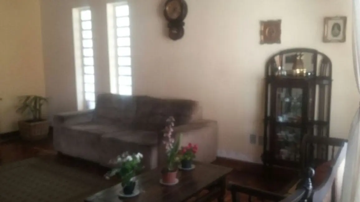 Foto 1 de Casa com 4 quartos à venda, 324m2 em Centro, Pindamonhangaba - SP
