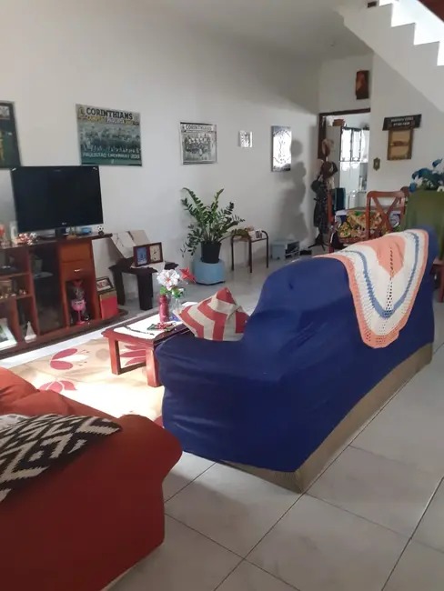 Foto 8 de Sobrado com 2 quartos à venda, 120m2 em Pindamonhangaba - SP