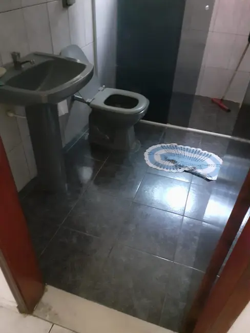 Foto 2 de Sobrado com 2 quartos à venda, 120m2 em Pindamonhangaba - SP