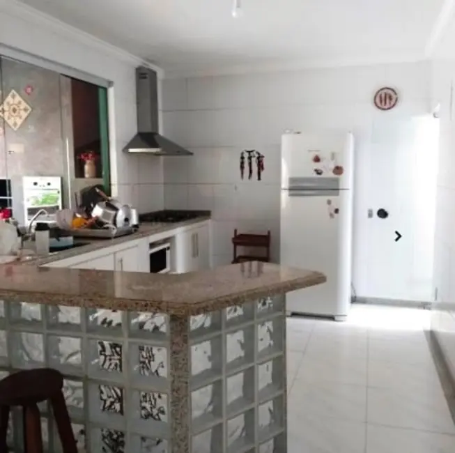 Foto 6 de Casa com 4 quartos à venda, 160m2 em São Benedito, Pindamonhangaba - SP