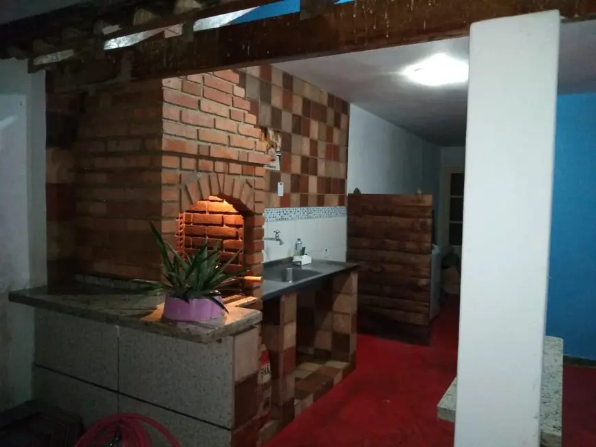 Foto 9 de Casa com 3 quartos à venda, 200m2 em Parque São Francisco, Guaratingueta - SP