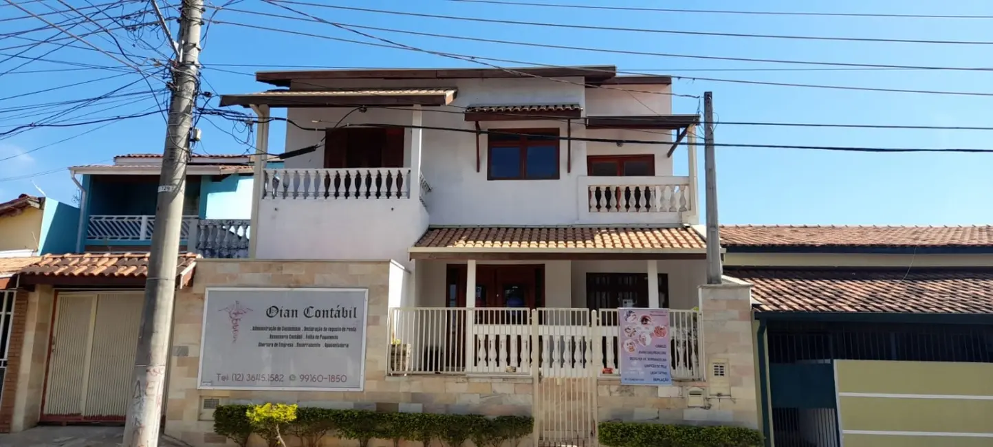 Foto 2 de Casa à venda e para alugar, 233m2 em Jardim Santa Luzia, Pindamonhangaba - SP