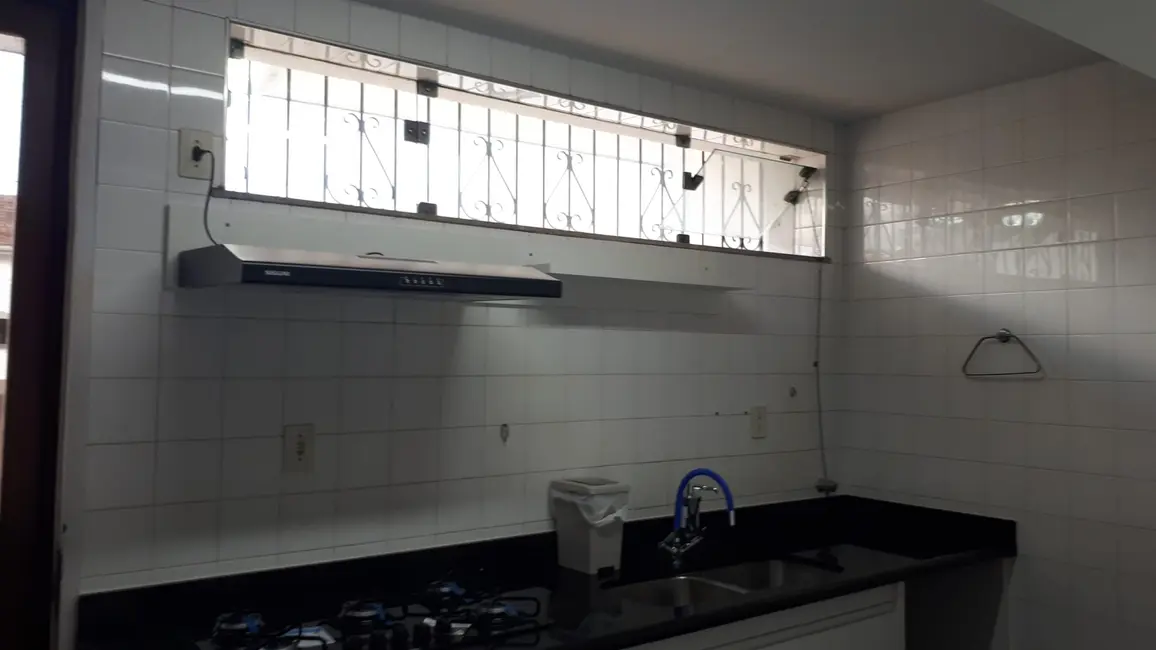 Foto 8 de Sobrado com 3 quartos à venda, 267m2 em Jardim Boa Vista, Pindamonhangaba - SP