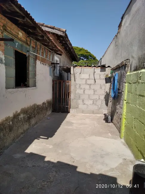 Foto 3 de Casa com 2 quartos à venda, 95m2 em Chácara do Visconde, Taubate - SP