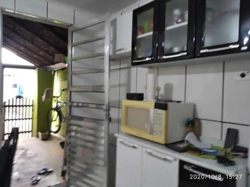 Foto 2 de Casa com 2 quartos à venda, 95m2 em Chácara do Visconde, Taubate - SP