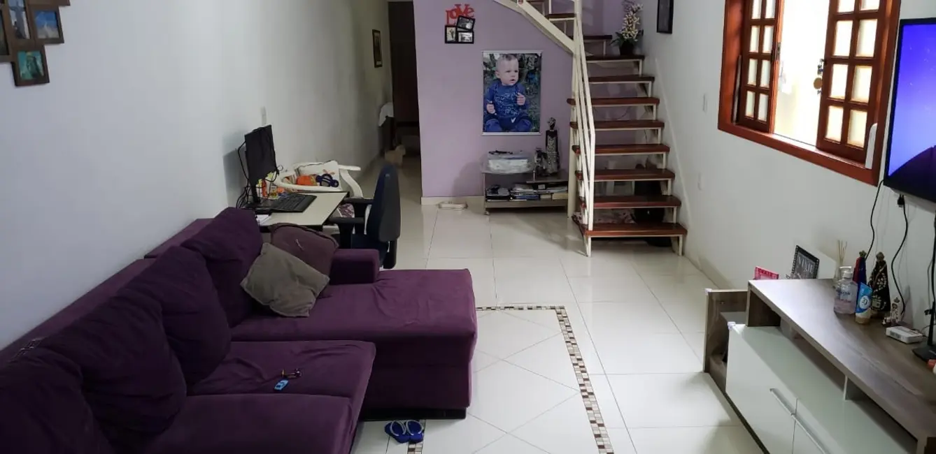 Foto 4 de Sobrado com 2 quartos à venda, 185m2 em Jardim Garcez, Taubate - SP