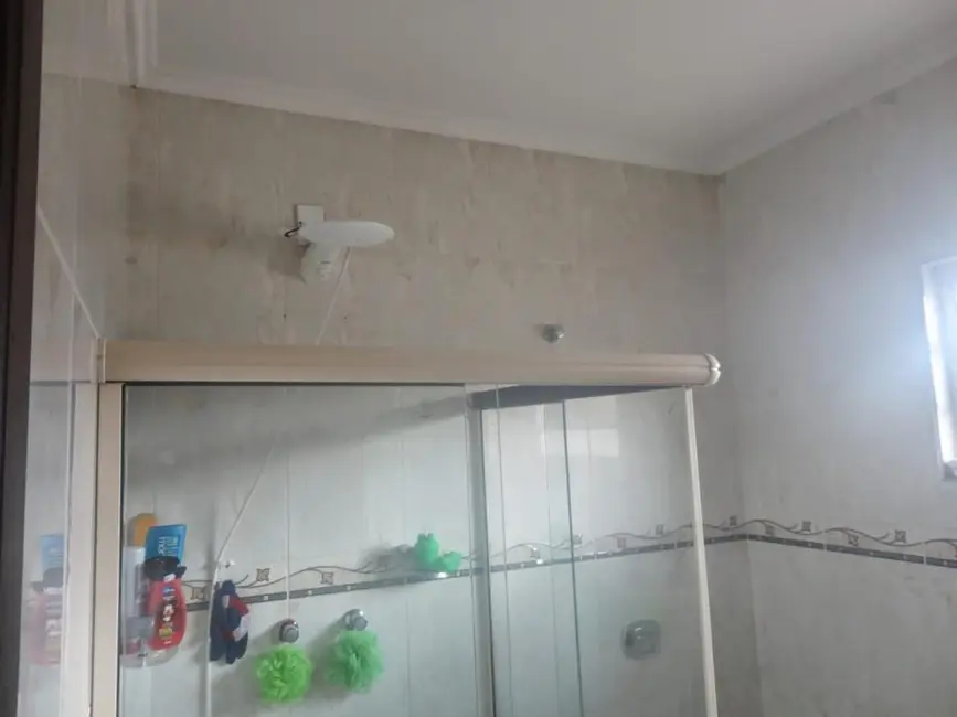 Foto 6 de Casa com 2 quartos à venda, 300m2 em Centro, Tremembe - SP