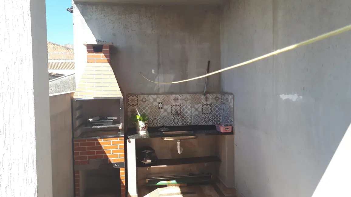 Foto 8 de Sobrado com 3 quartos à venda, 225m2 em Pindamonhangaba - SP