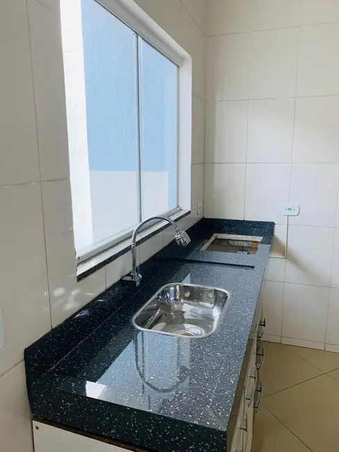 Foto 1 de Casa com 2 quartos à venda, 144m2 em Jardim Gurilândia, Taubate - SP