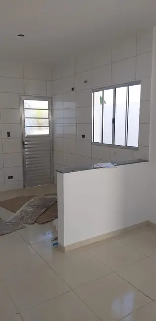Foto 1 de Casa com 2 quartos à venda, 60m2 em Conjunto Residencial Araretama, Pindamonhangaba - SP