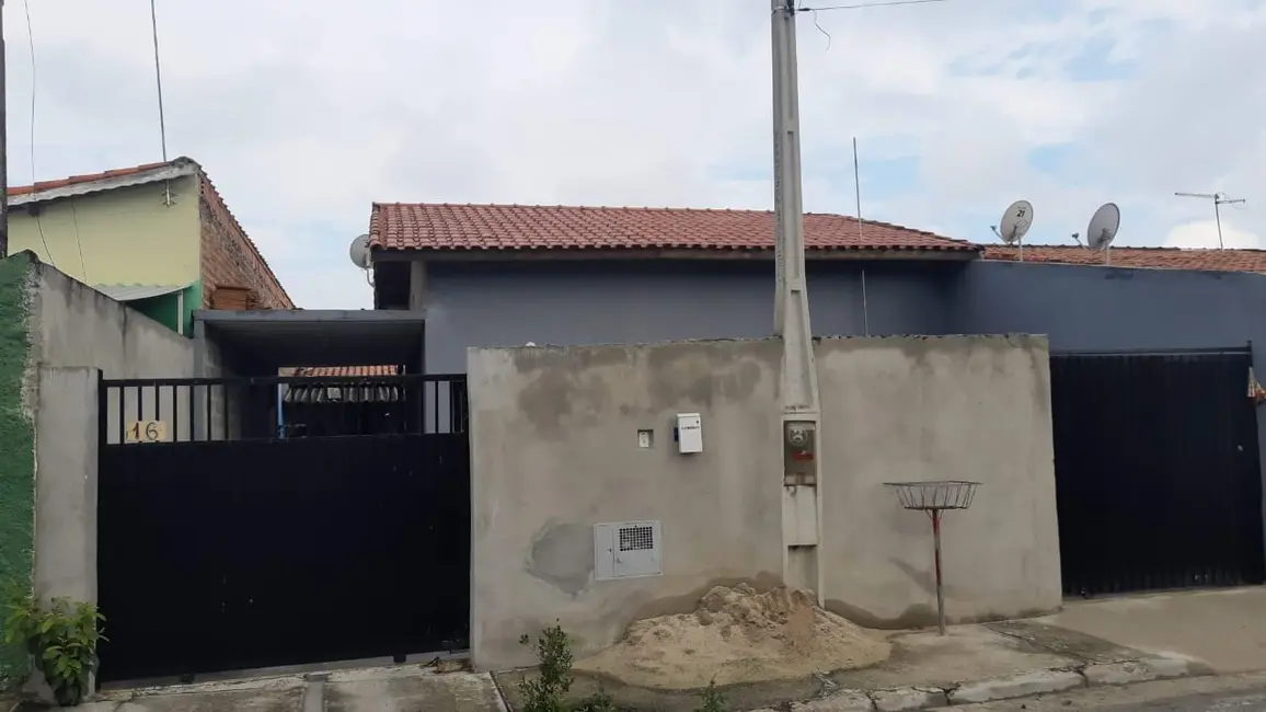 Foto 1 de Casa com 2 quartos à venda em Pindamonhangaba - SP