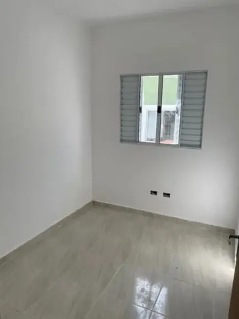Foto 4 de Casa com 2 quartos à venda, 75m2 em Residencial Estoril, Taubate - SP