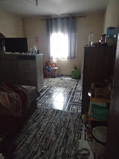 Foto 4 de Sobrado com 3 quartos à venda, 264m2 em Pindamonhangaba - SP