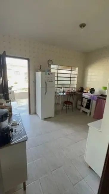 Foto 4 de Casa com 2 quartos à venda, 90m2 em Centro, Taubate - SP