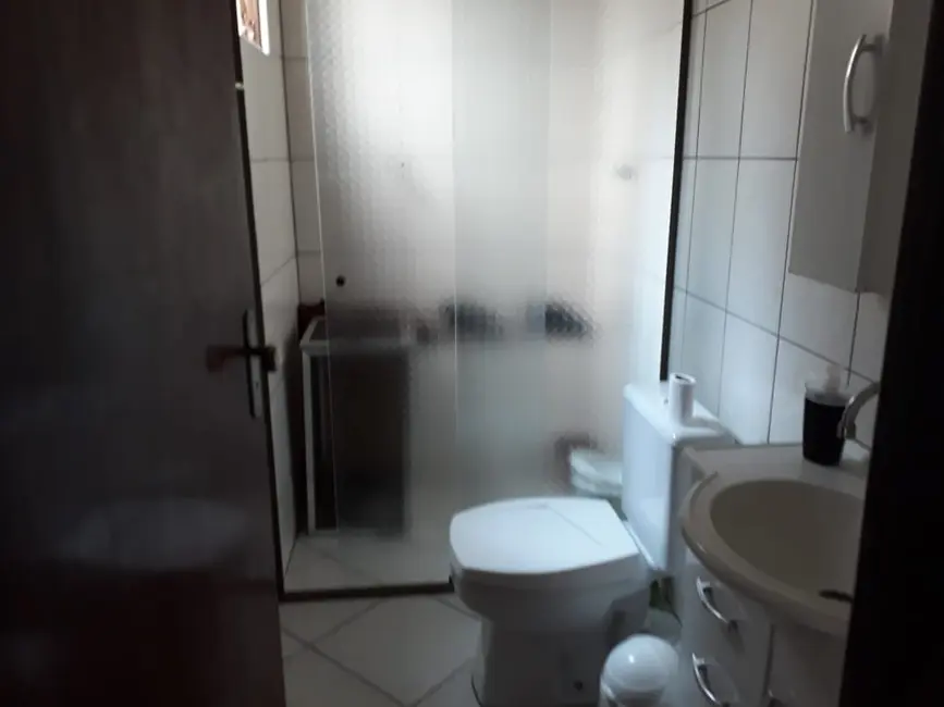 Foto 3 de Sobrado com 4 quartos à venda, 140m2 em Mombaça, Pindamonhangaba - SP