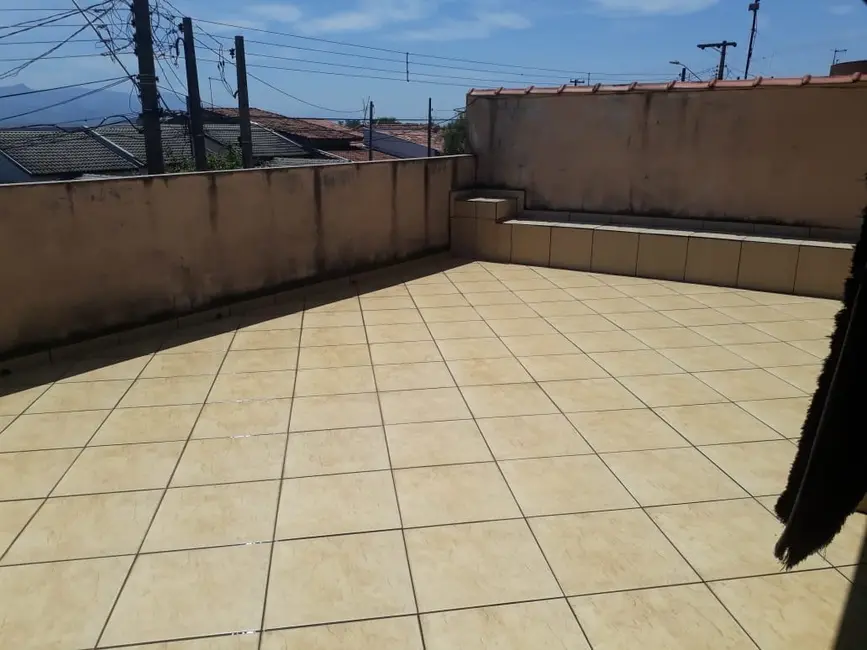 Foto 2 de Sobrado com 4 quartos à venda, 140m2 em Mombaça, Pindamonhangaba - SP