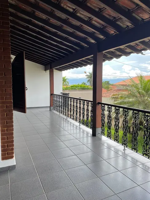 Foto 4 de Casa com 3 quartos à venda, 233m2 em Centro, Pindamonhangaba - SP