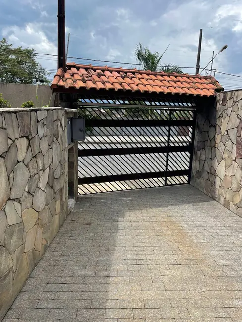Foto 1 de Casa com 3 quartos à venda, 233m2 em Centro, Pindamonhangaba - SP