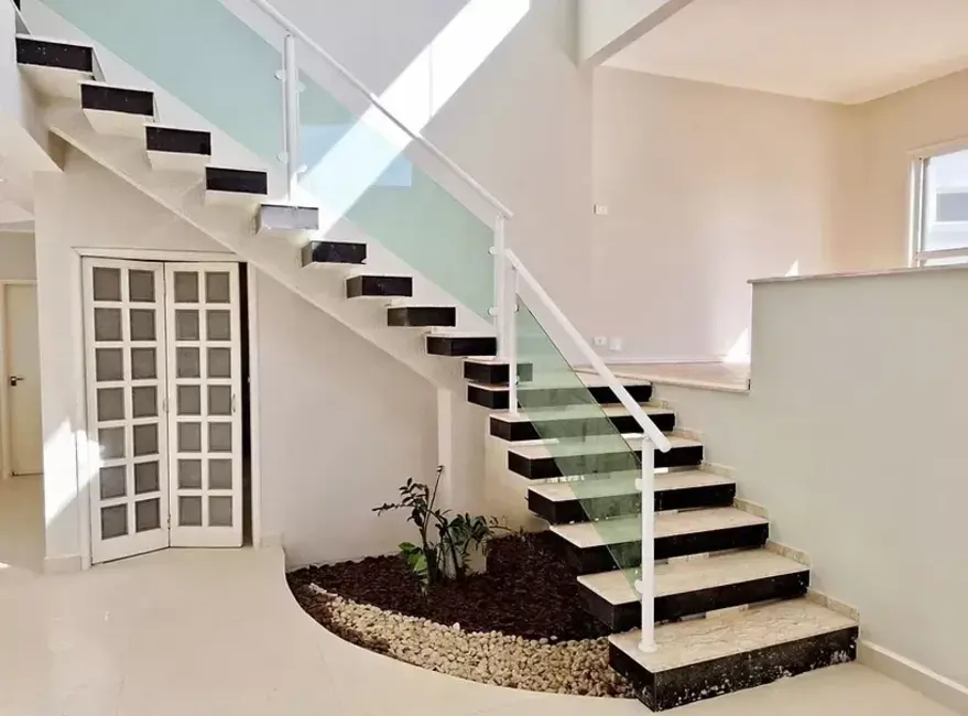 Casa de Condomínio com 4 quartos à venda, 380m2 em Sao Jose Dos Campos - SP - imagem 7 Foto 7 de Casa de Condomínio com 4 quartos à venda, 380m2 em Sao Jose Dos Campos - SP