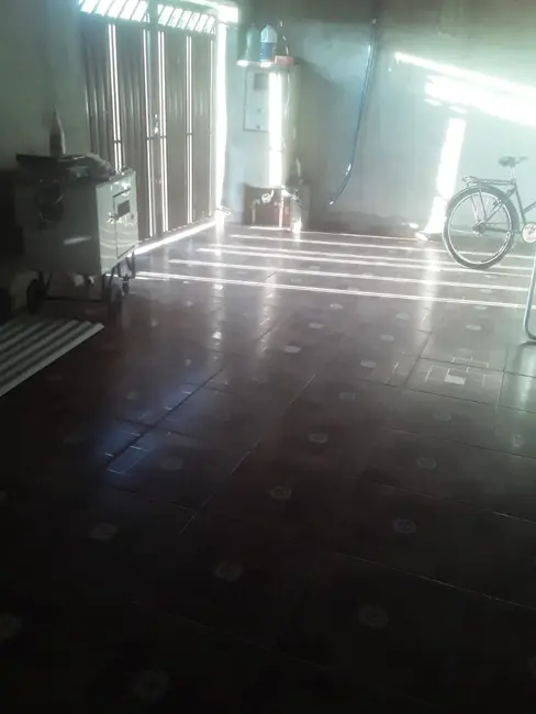 Foto 1 de Casa com 2 quartos à venda, 64m2 em Castolira, Pindamonhangaba - SP