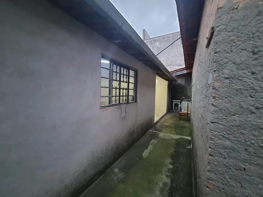 Foto 5 de Casa com 4 quartos à venda, 200m2 em Parque Aeroporto, Taubate - SP