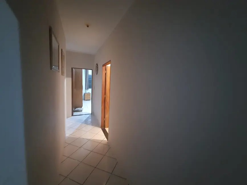 Foto 2 de Casa com 4 quartos à venda, 200m2 em Parque Aeroporto, Taubate - SP