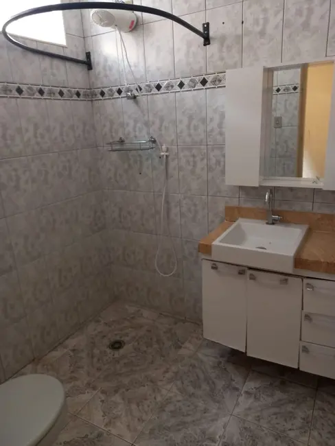 Foto 6 de Casa com 4 quartos à venda em Jardim Russi, Taubate - SP