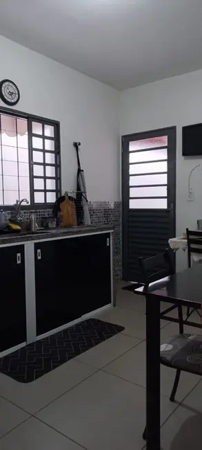 Foto 9 de Casa com 2 quartos à venda, 90m2 em Residencial Pasin, Pindamonhangaba - SP