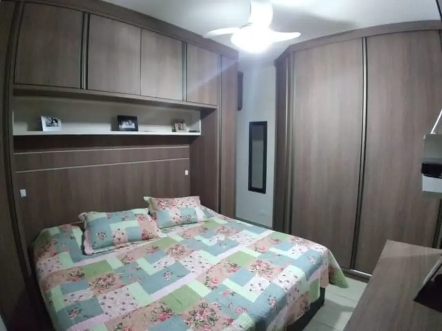 Foto 8 de Casa de Condomínio com 2 quartos à venda, 95m2 em Parque São Luís, Taubate - SP