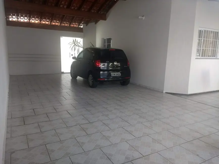 Foto 1 de Casa com 3 quartos à venda, 300m2 em Conjunto Habitacional Terra dos Ipês II (Fase I), Pindamonhangaba - SP