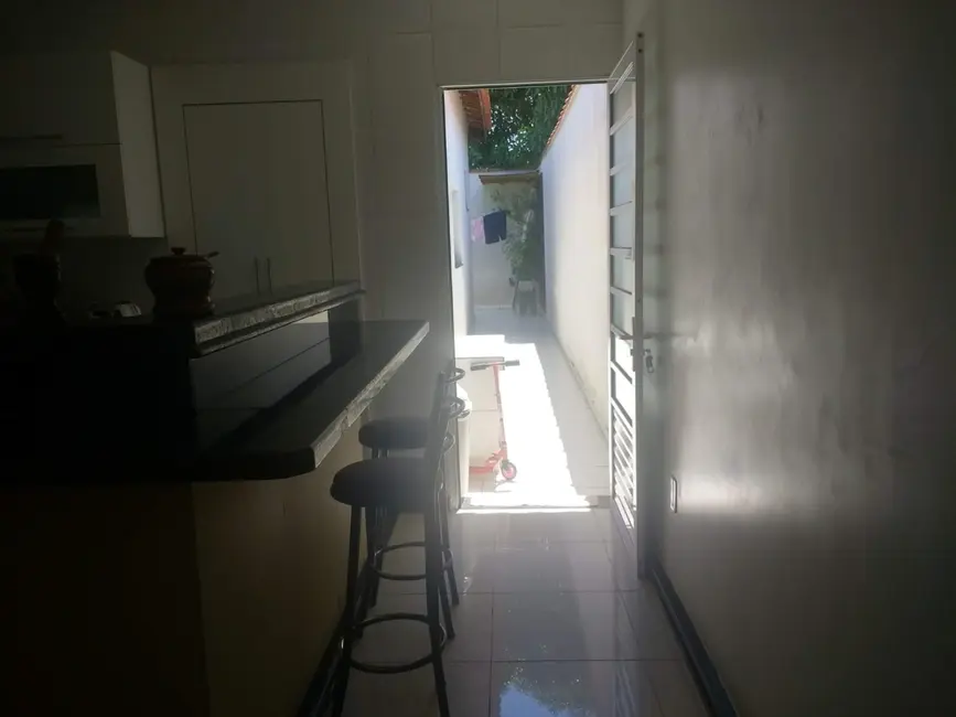 Foto 9 de Casa com 3 quartos à venda, 300m2 em Conjunto Habitacional Terra dos Ipês II (Fase I), Pindamonhangaba - SP