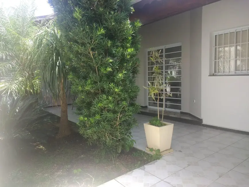 Foto 3 de Casa com 3 quartos à venda, 300m2 em Conjunto Habitacional Terra dos Ipês II (Fase I), Pindamonhangaba - SP