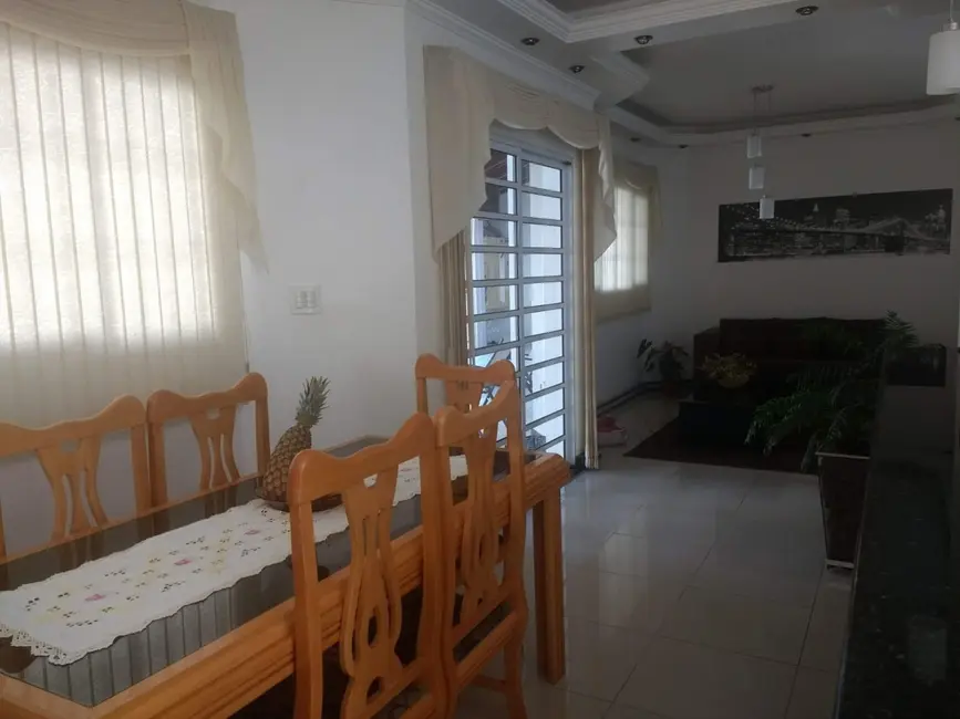 Foto 6 de Casa com 3 quartos à venda, 300m2 em Conjunto Habitacional Terra dos Ipês II (Fase I), Pindamonhangaba - SP