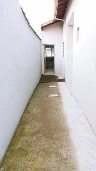 Foto 3 de Casa com 2 quartos à venda, 66m2 em Taubate - SP