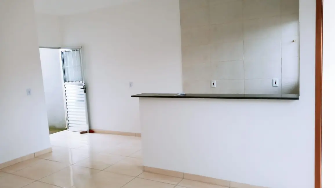 Foto 9 de Casa com 2 quartos à venda, 66m2 em Taubate - SP