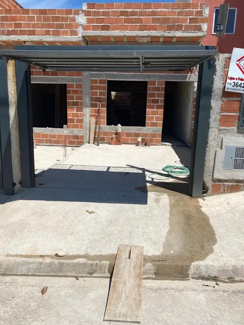 Casa com 2 quartos à venda, 72m2 em Pindamonhangaba - SP - imagem 1 Foto 1 de Casa com 2 quartos à venda, 72m2 em Pindamonhangaba - SP