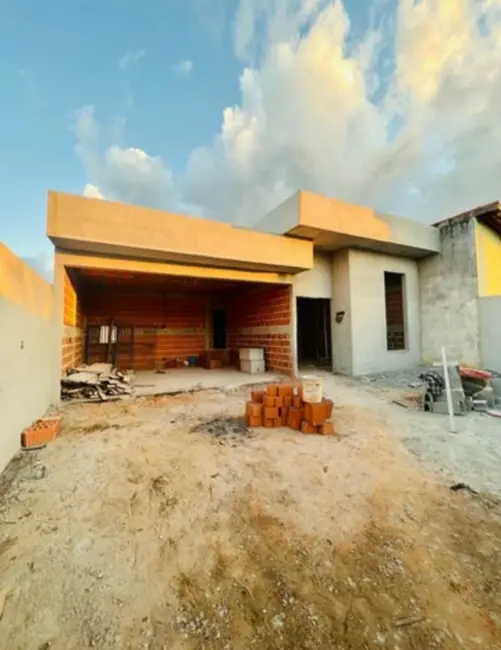 Foto 1 de Casa com 3 quartos à venda, 175m2 em Pindamonhangaba - SP