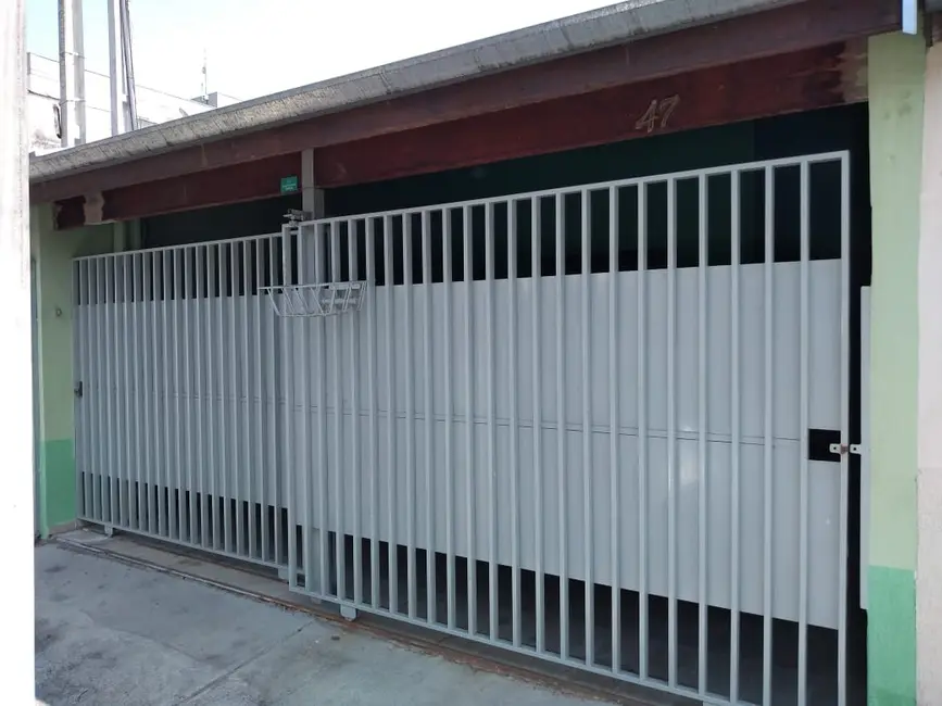 Foto 1 de Casa com 2 quartos à venda, 100m2 em Residencial Mantiqueira, Pindamonhangaba - SP