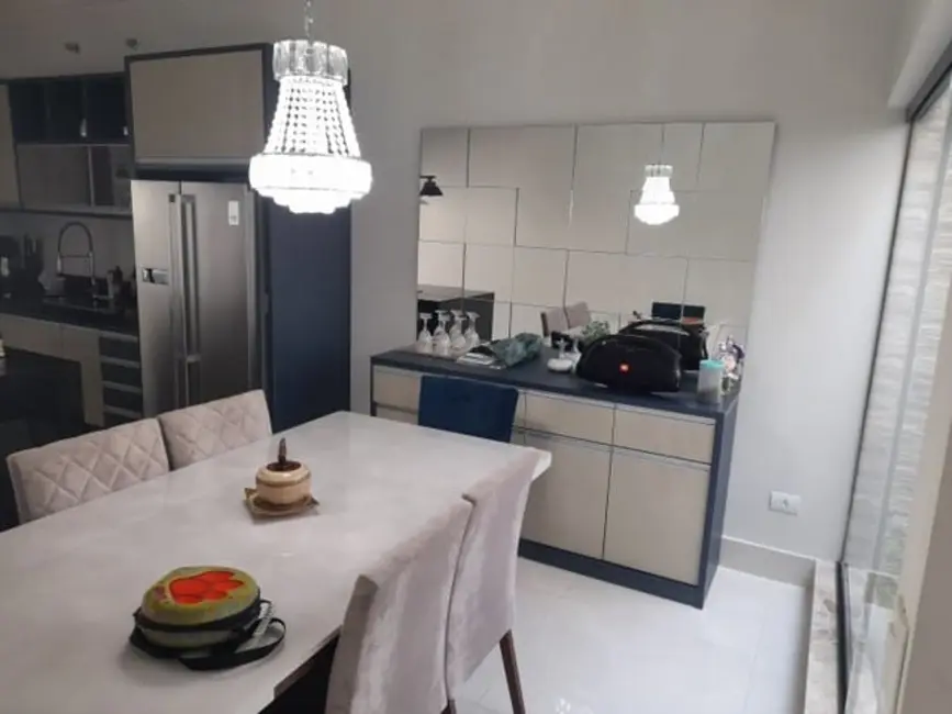 Foto 7 de Casa de Condomínio com 3 quartos à venda, 180m2 em Parque São Cristóvão, Taubate - SP